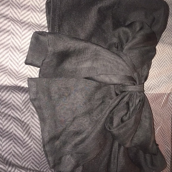 Black Tube Top w/ Bow - Picture 1 of 2